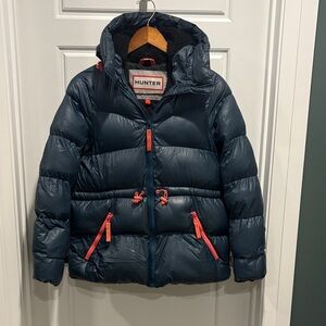 Hunter Dark Blue Puffer Jacket with Orange Details